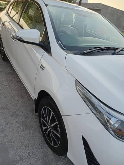 Toyota Yaris 1.5 full option 03091450840