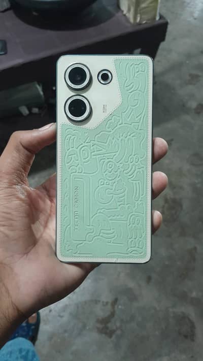 Tecno CAMON 20
