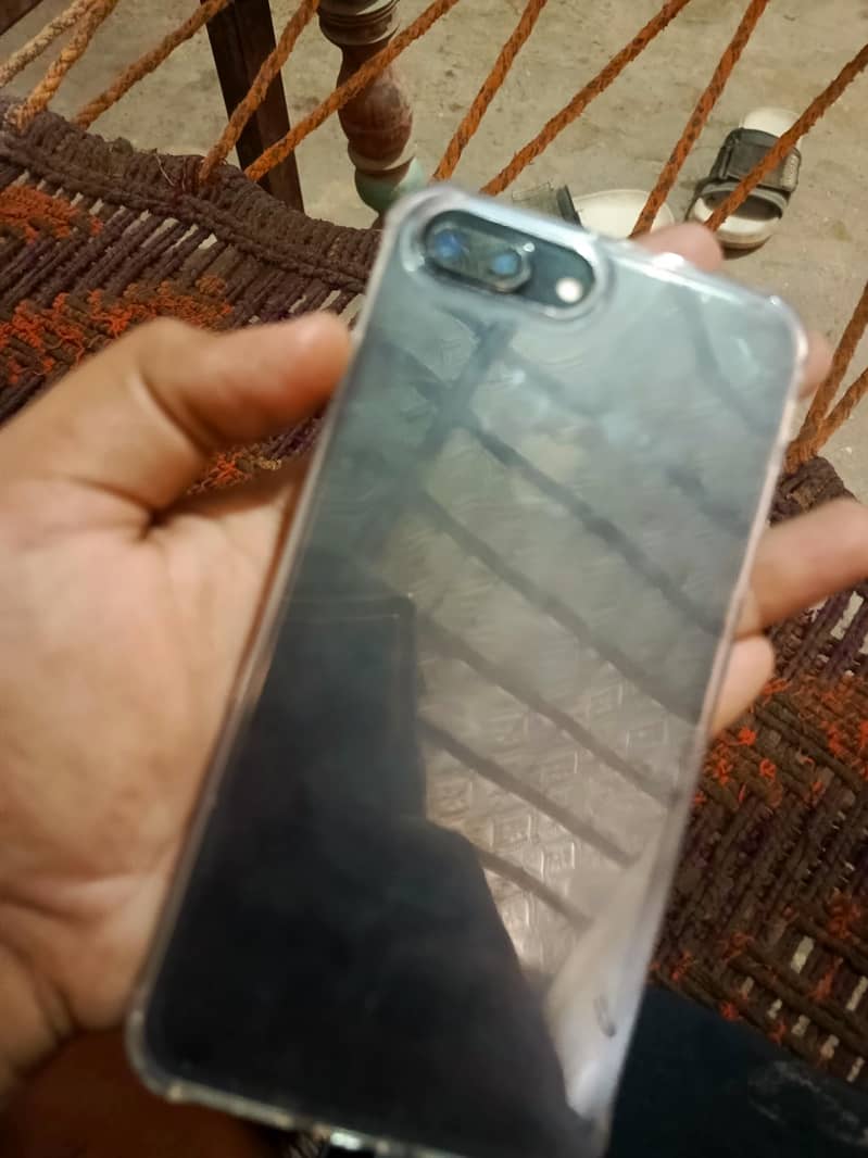 Apple iPhone 7plus 4