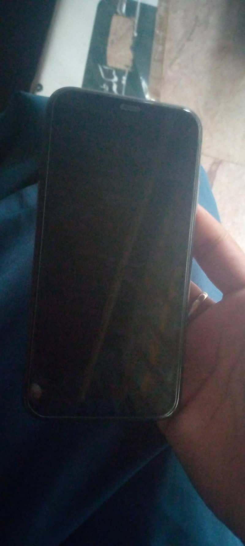 Apple iPhone 11 7