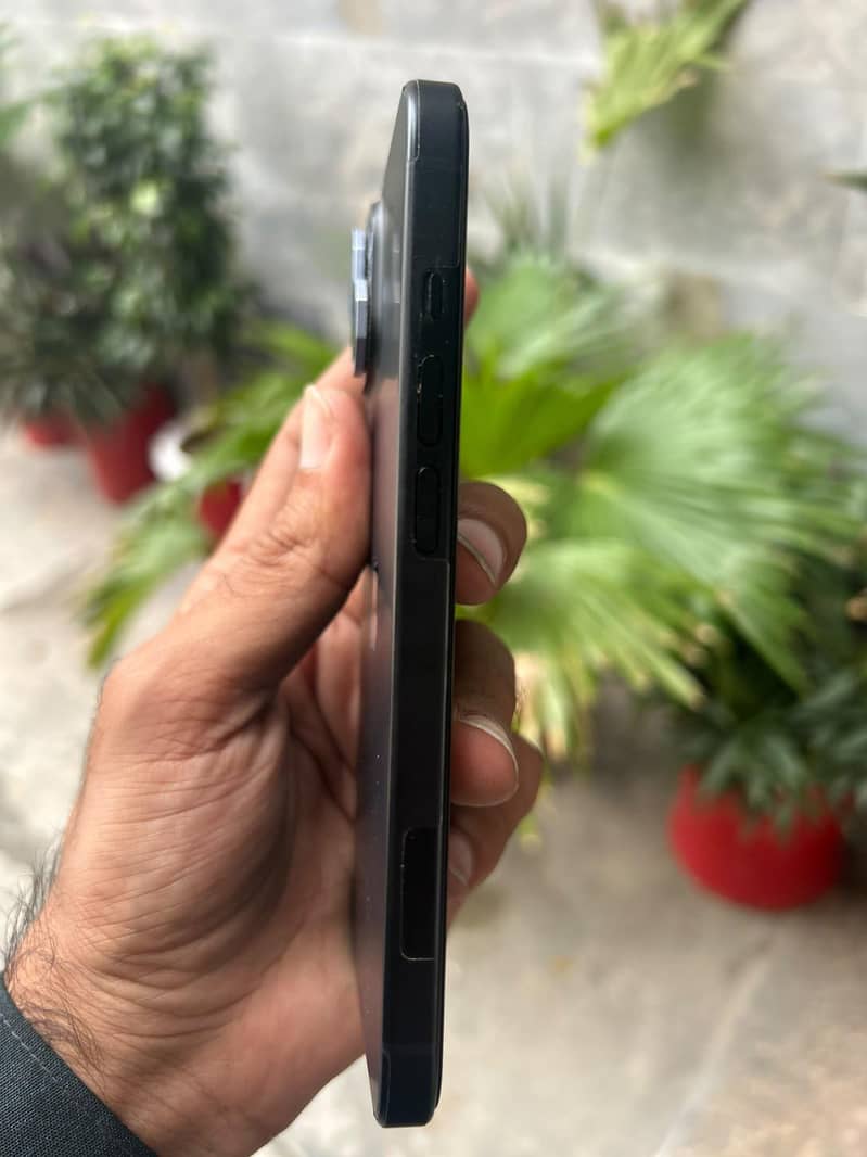 Apple iPhone 15 1