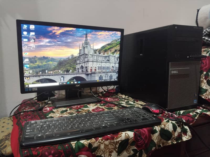 Gaming PC Setup | Core i7 | RX 580 8GB | 22" LCD 0