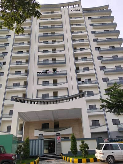 Brand new 3 bedroom apartment for rent Warda hamna 5 star Resdencia