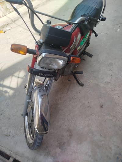 honda cd 70 Red colour 2022 model