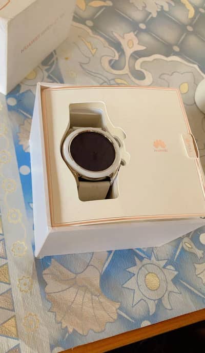 HUAWEI WATCH GT Fresh New Piece with Box and Warranty Card