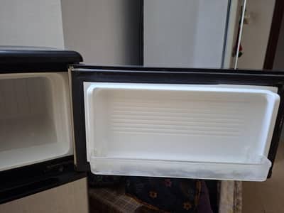 orient refrigerator  and freezer