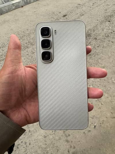 Infinix Hot 60i