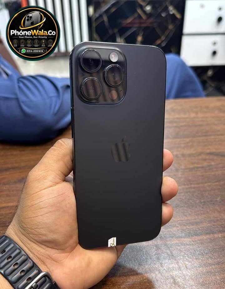 Apple iPhone 13 1