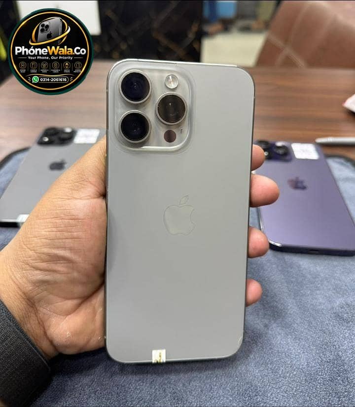 Apple iPhone 13 2
