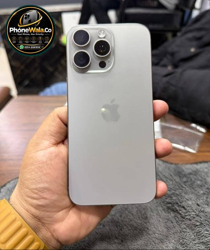 Apple iPhone 13 3