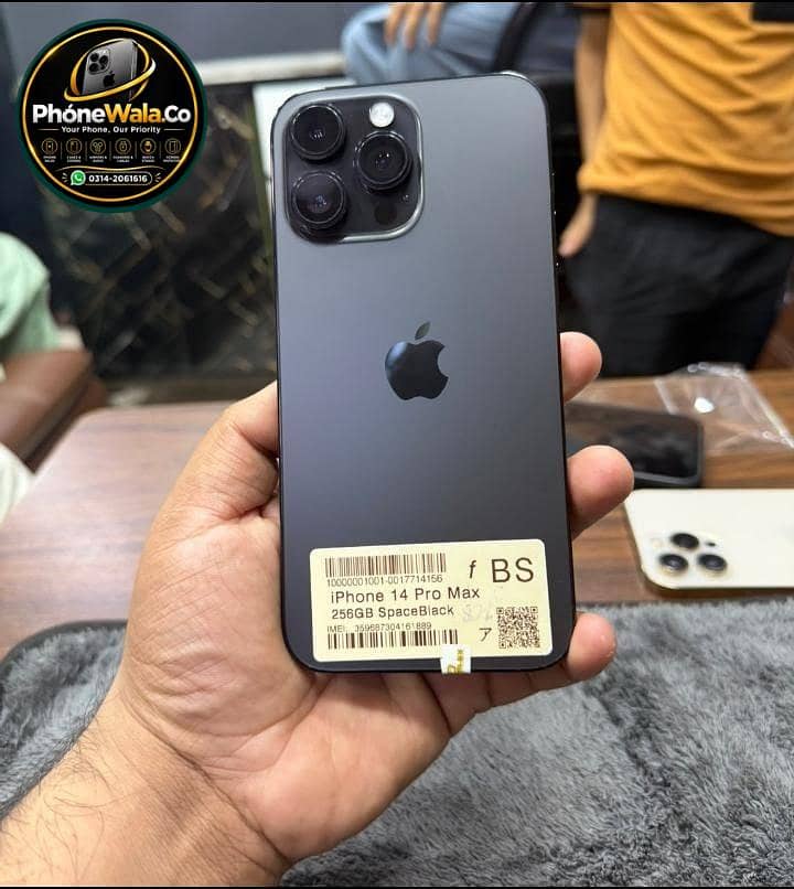 Apple iPhone 13 5