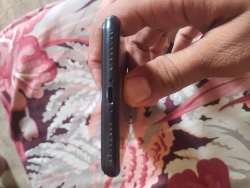 Apple iPhone 7 Plus 3