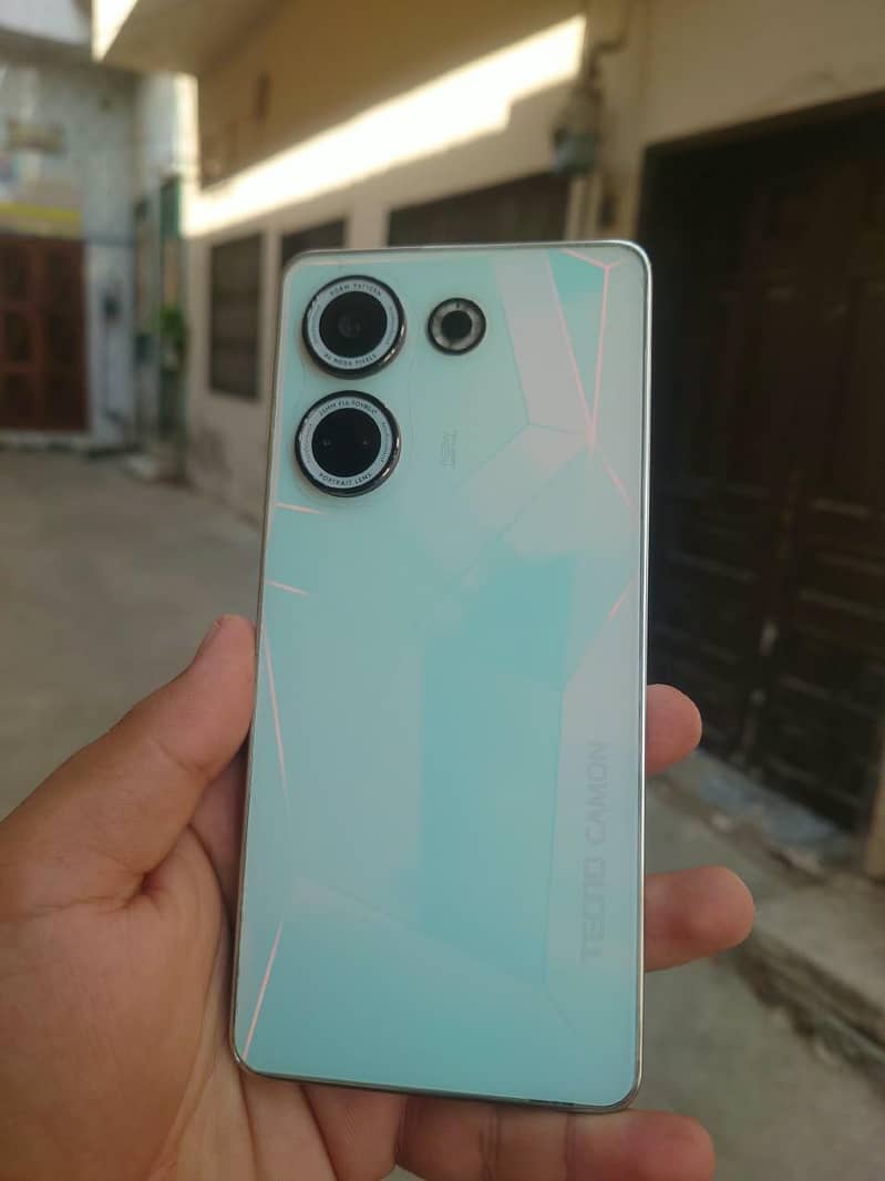 Tecno CAMON 20 4