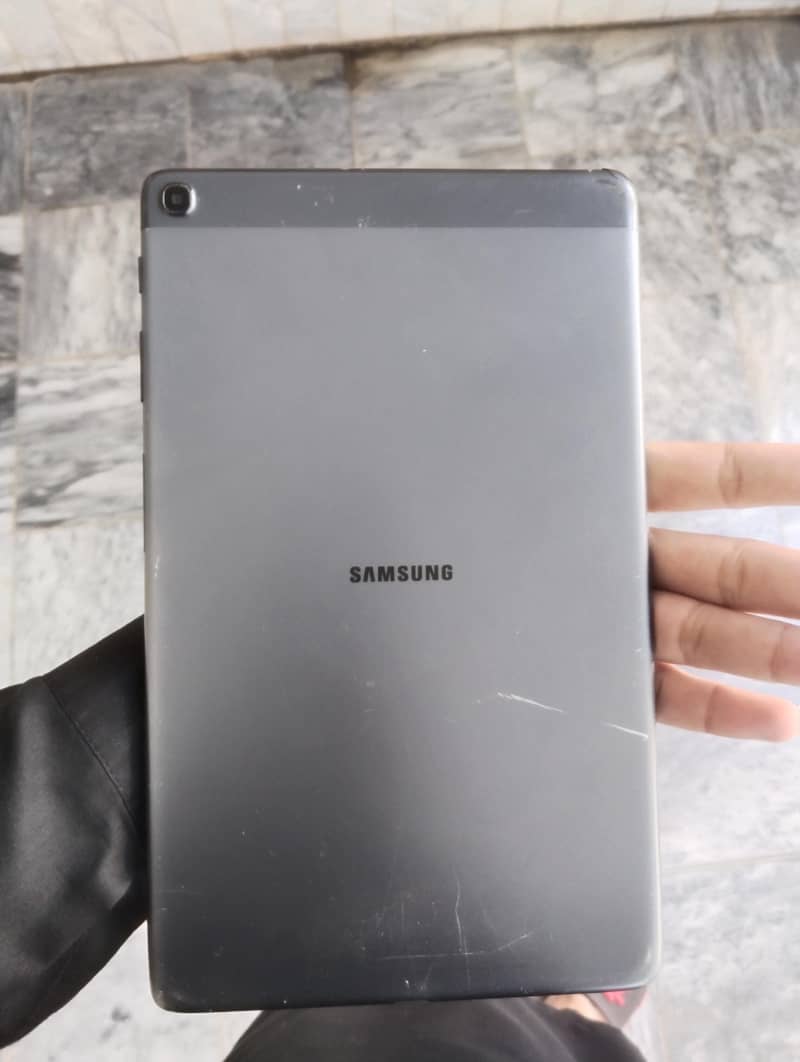 Samsung  A 2