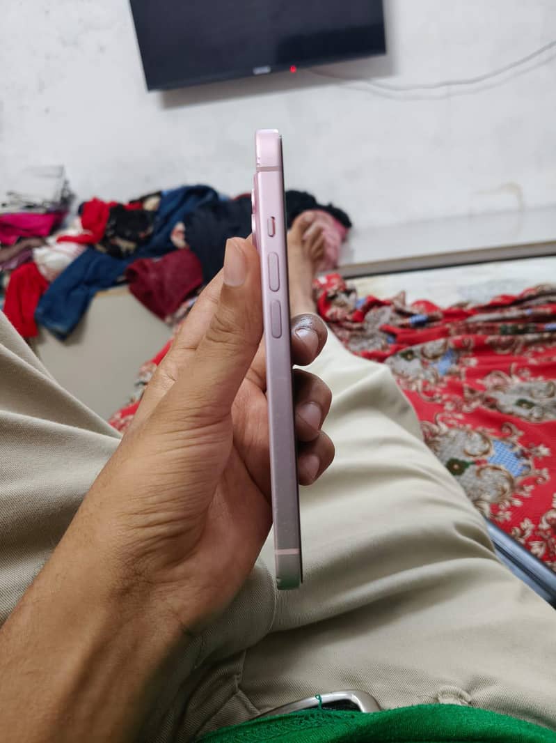 Apple iPhone 15 0