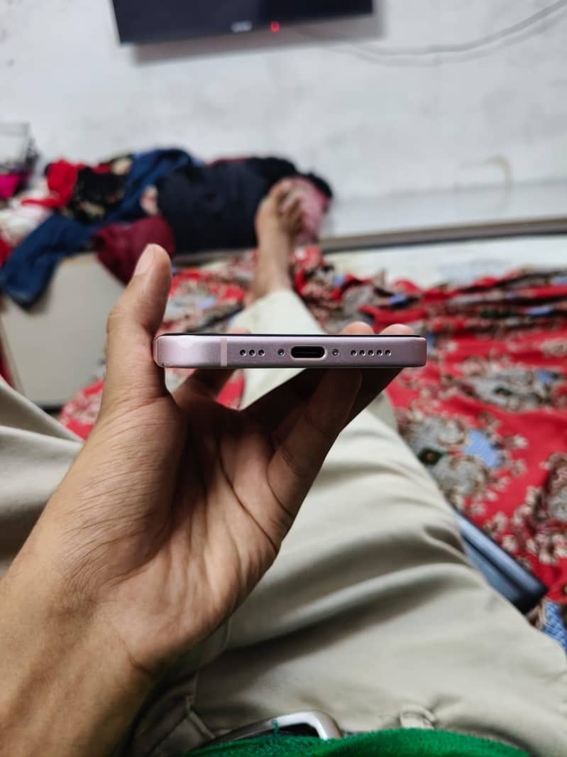 Apple iPhone 15 3