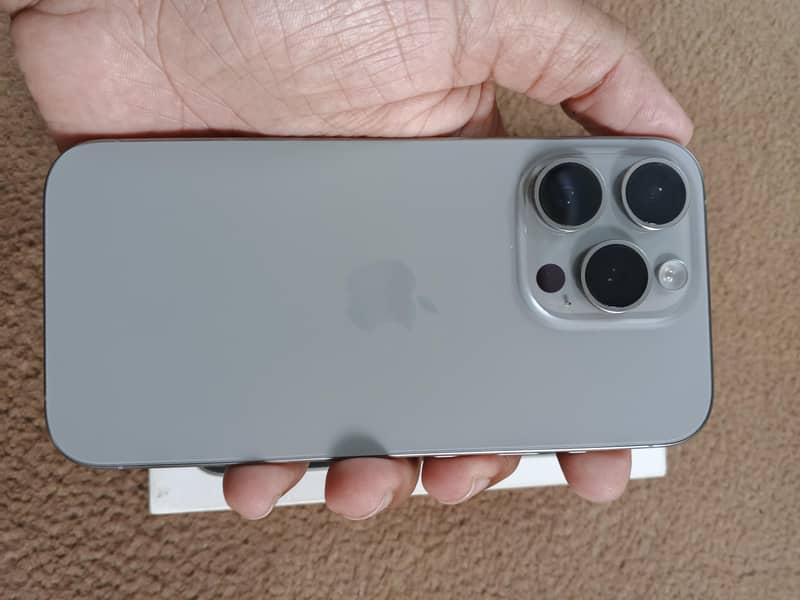 Apple iPhone 15 Pro 1
