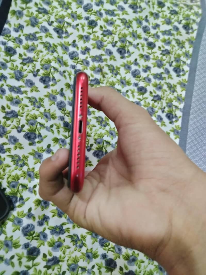 Apple iPhone 11 6