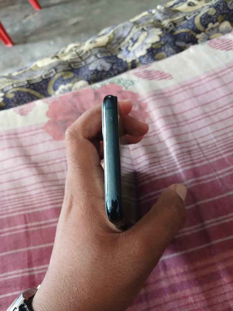 Apple iPhone 11 Pro Max 5