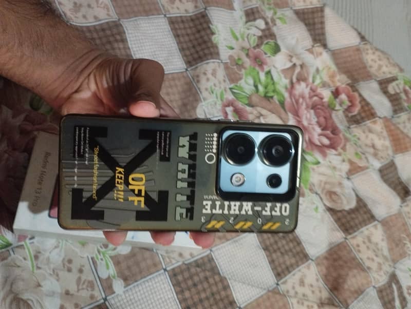 Xiaomi Redmi Note 13 Pro 3