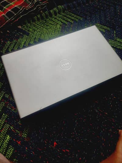dell Vostro 3700 finger print lock 17.3 big display
