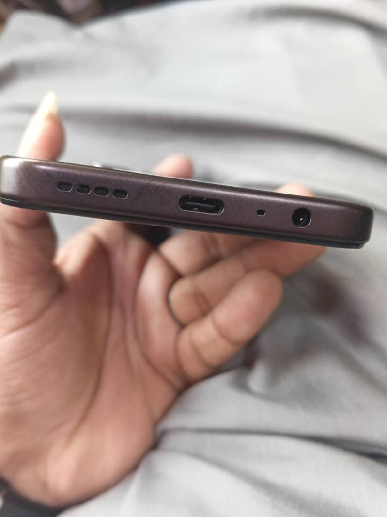 OPPO A6 1
