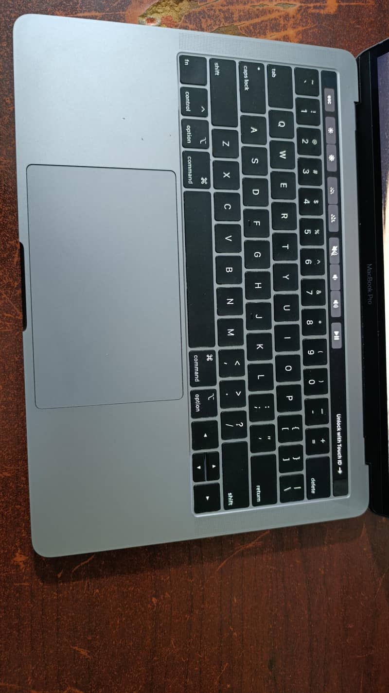 apple MacBook pro 3