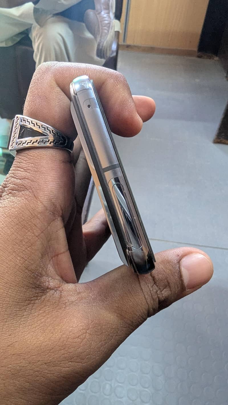 Google Pixel 8 Pro 4