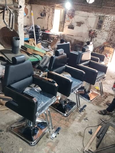Barber chair/Cutting chair/ Shampoo unit/Trolly/Saloon Furniture.