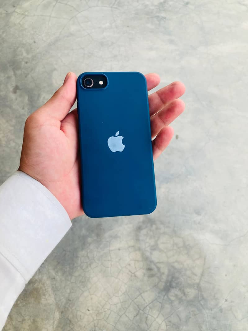 Apple iPhone 8 1