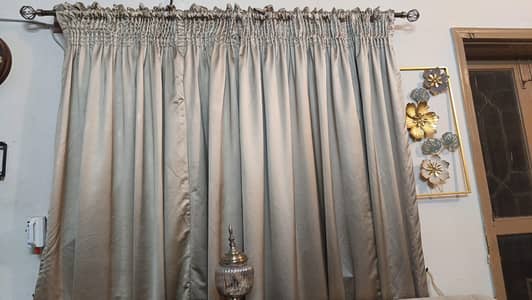 Curntains / purda /wall poshish  For Sale