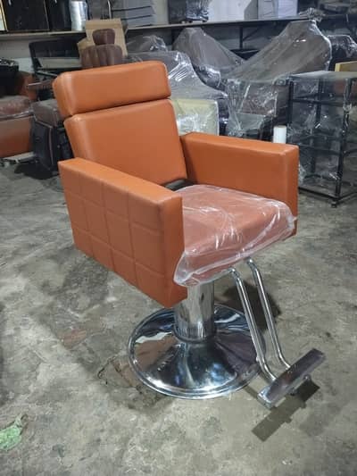 Barber chair/Cutting chair/ Shampoo unit/Trolly/Saloon Furniture.