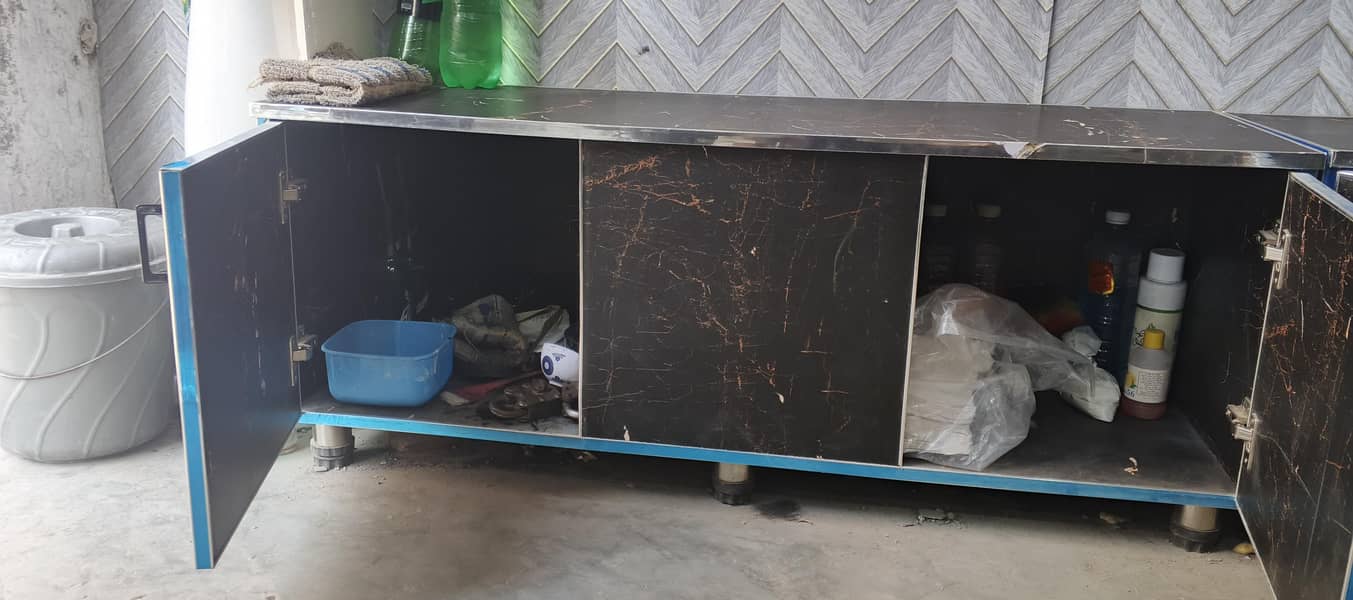 Saloon Tables 5