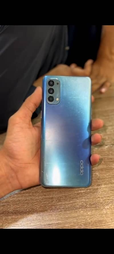 OPPO Reno4