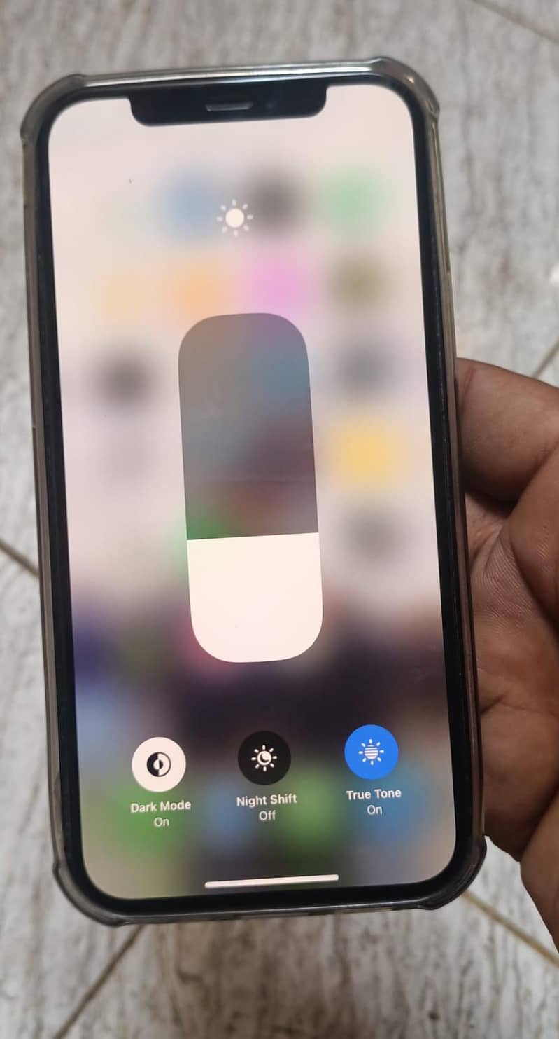 Apple iPhone 12 6