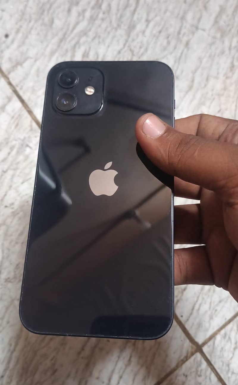 Apple iPhone 12 8