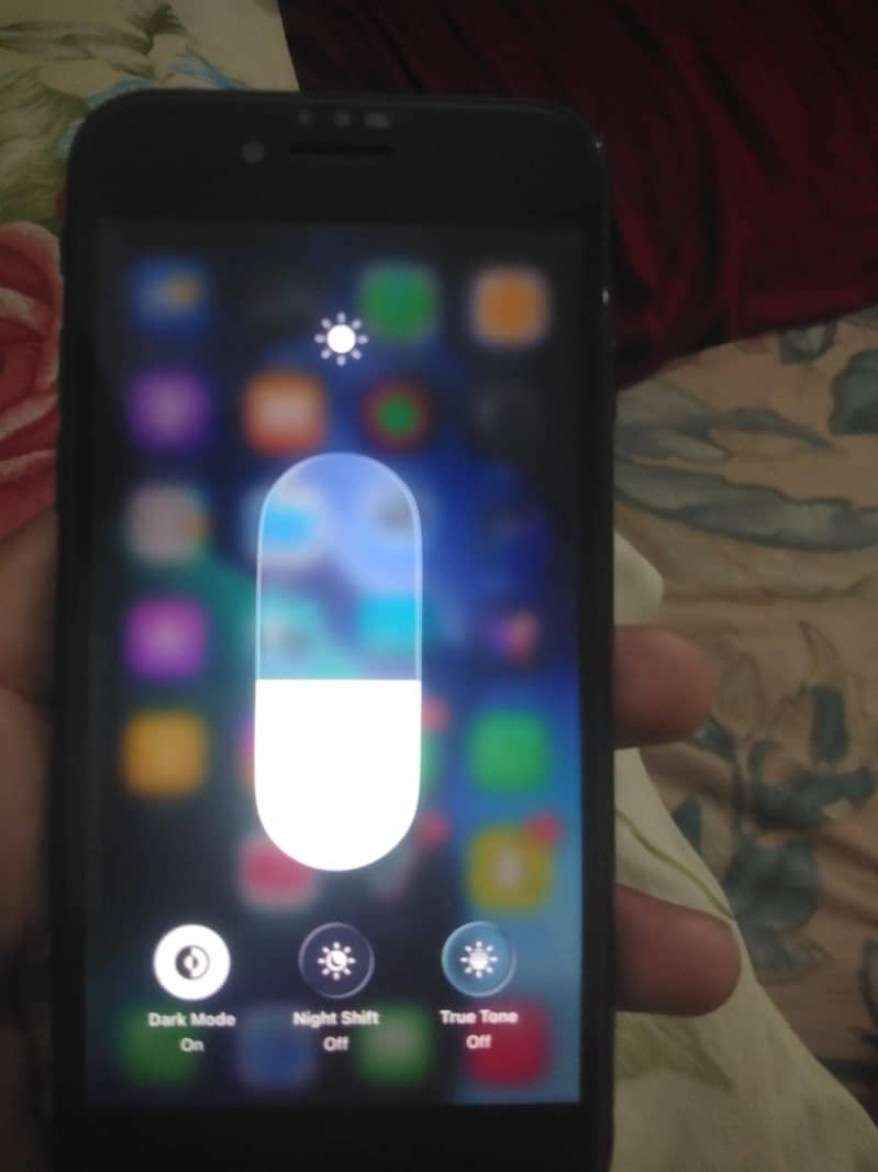 iPhone SE secondgeneration 1