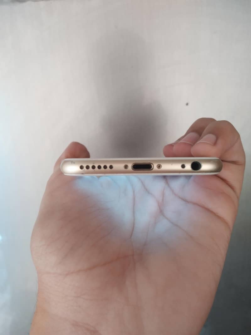 Apple iPhone 6S 2