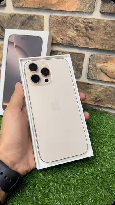 Apple iPhone 16 Pro Max