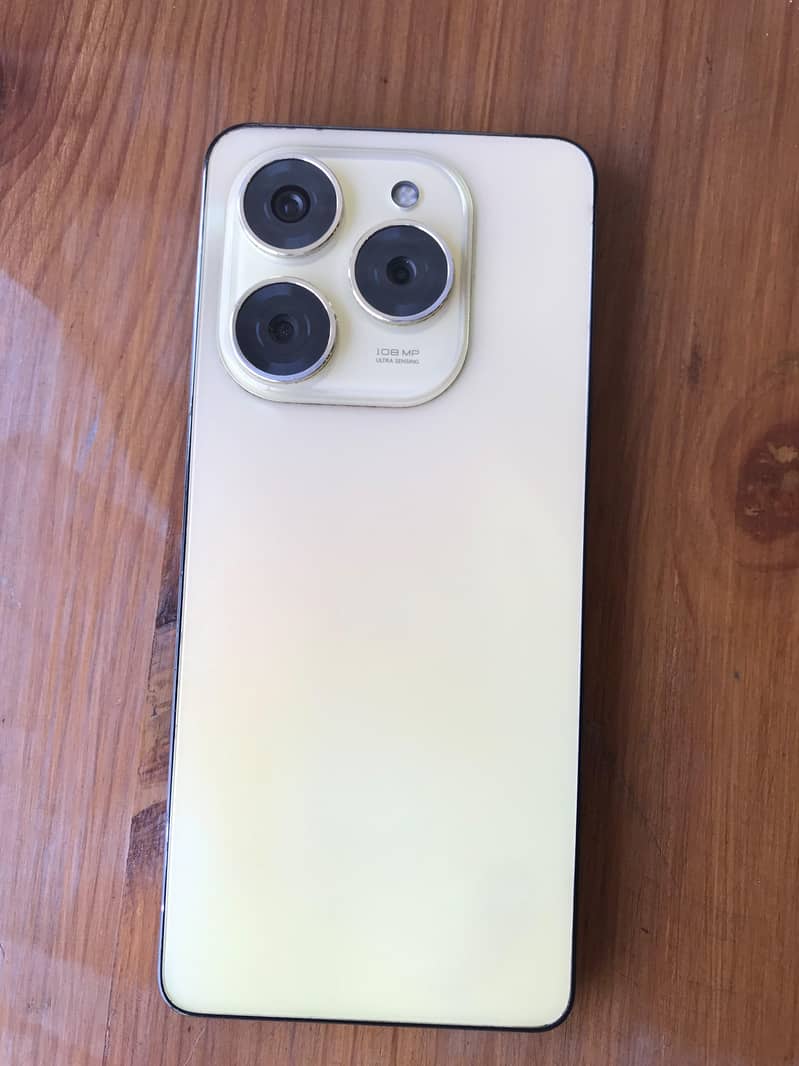 Tecno Spark 20 Pro 6