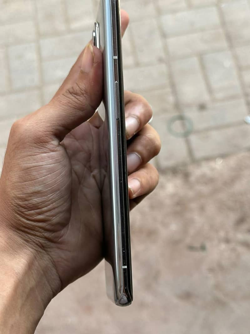One Plus 9 Pro 12+12GB 256GB 8