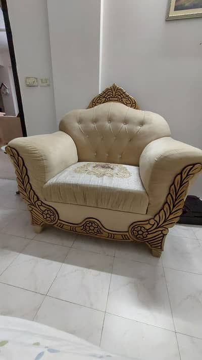 Sofa Set With Center Table