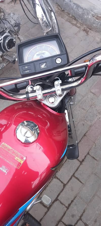bike red color