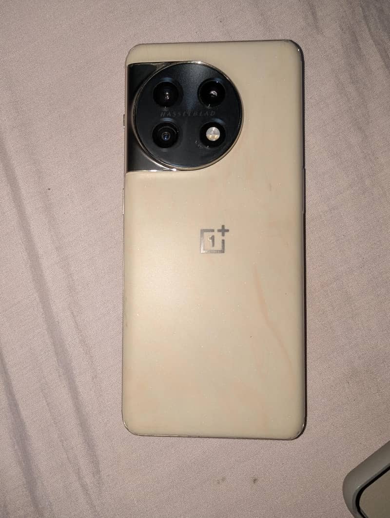 One Plus 11 16+4/512GB 1
