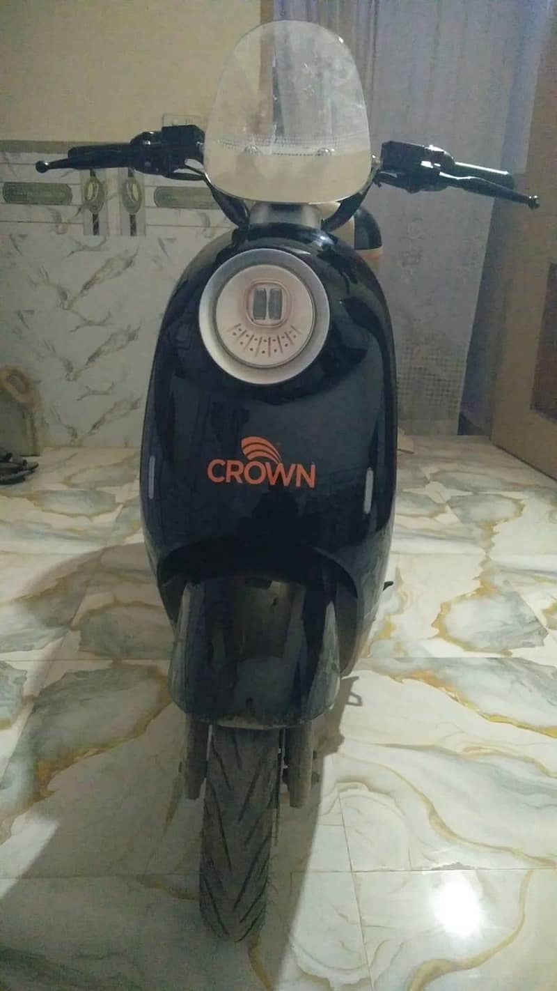 crown skoti 4