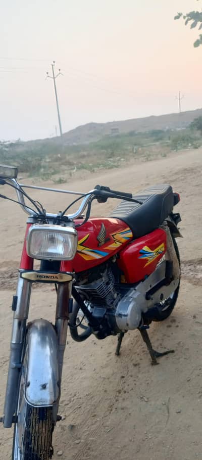 unique CG 125 2019