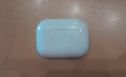 Apple AirPods (1st Gen)
