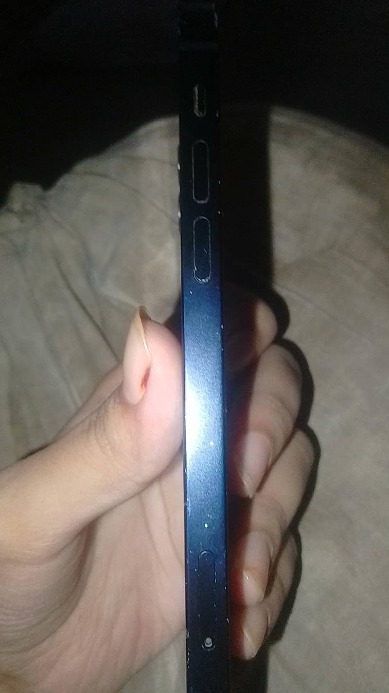 Apple iPhone 12 2