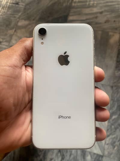 Apple iPhone XR