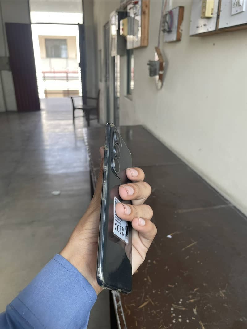 Tecno spark 40 pro plus 4